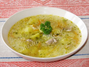 Сьогодні можна приготувати на обід рисовий суп з м'ясом (або без м'яса, якщо Ви дотримуєтеся пост)