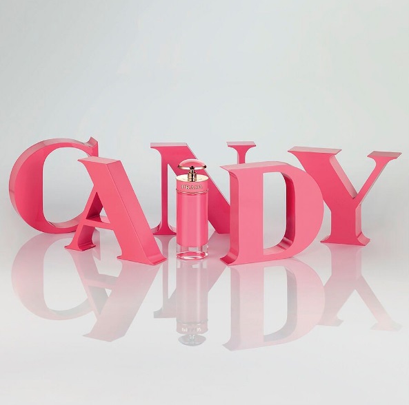 Prada випустила нову версію солодкого аромату під назвою Candy Gloss   Prada випустила нову версію солодкого аромату під назвою Candy Gloss
